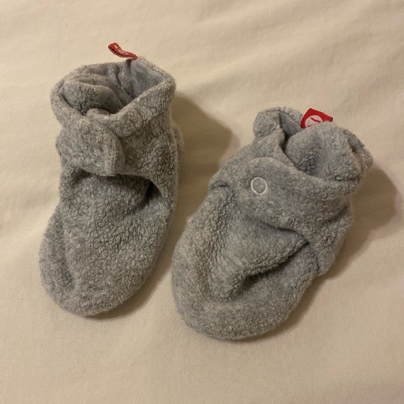 Zutano gray fleece baby booties 12 months - Picture 1 of 4